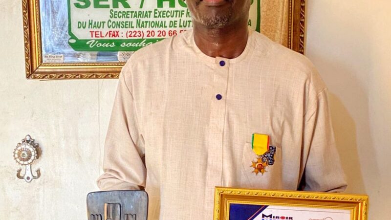 TOP MANAGEMENT 2024     M. Amadou Simaga, lauréat ! 